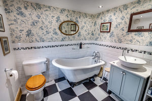 Photo 24- click for photo gallery